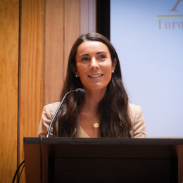 Foto 6 - María Paz Arzola - ministra de Educación