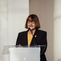 Rosa Deves