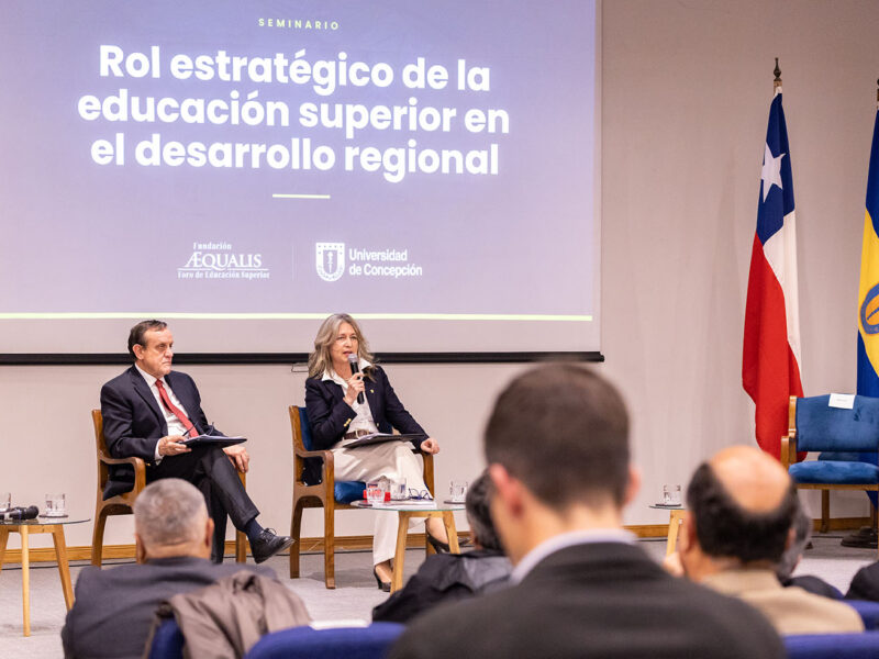 12 Dr. Sánchez y Dra. Sepúlveda